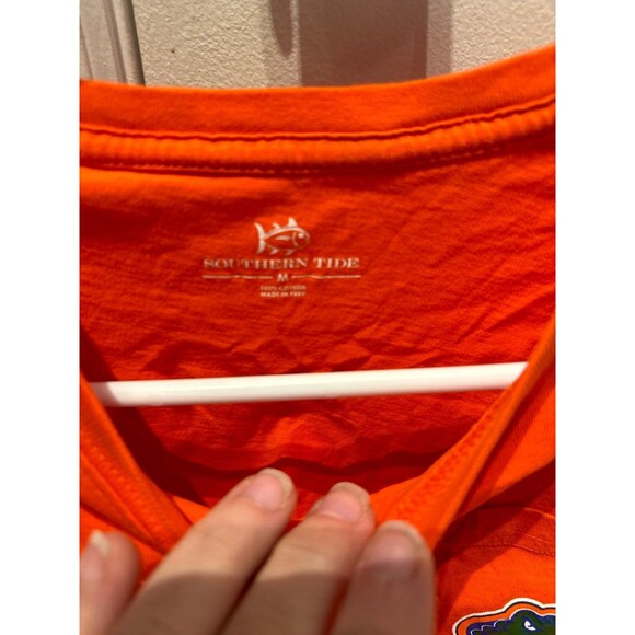 Southern tide Florida gators pocket tshirt size medium - Picture 5 of 5